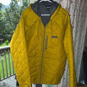 Patagonia Men's Puffer Jacket